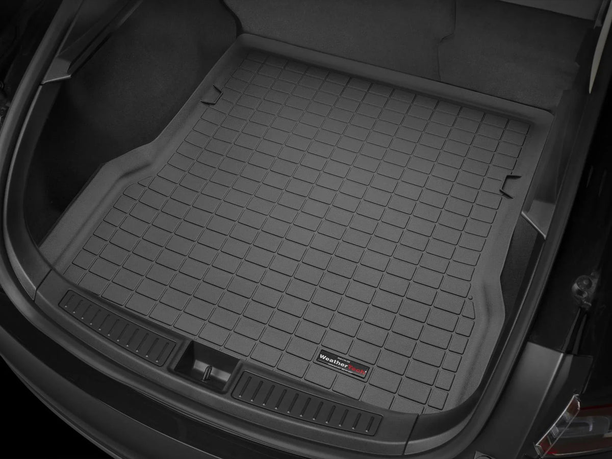 WeatherTech Cargo Trunk Liner with Bumper Protector matching with 2017-2022 Honda CR-V - Cargo Tray In Highest Position With Bumper Protector, Black